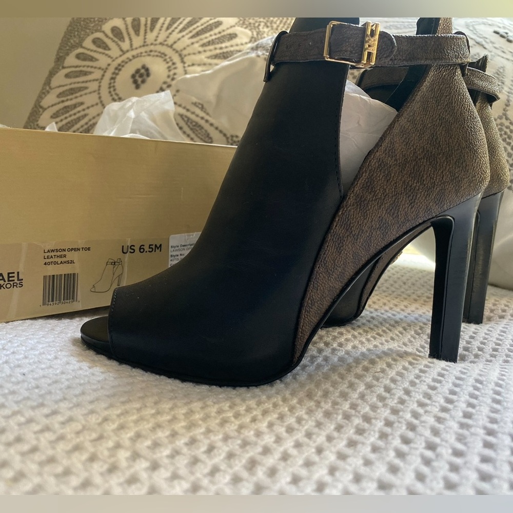 Michael Kors Black and Brown Lawson Open-Toe Boot - Picture 2 of 7